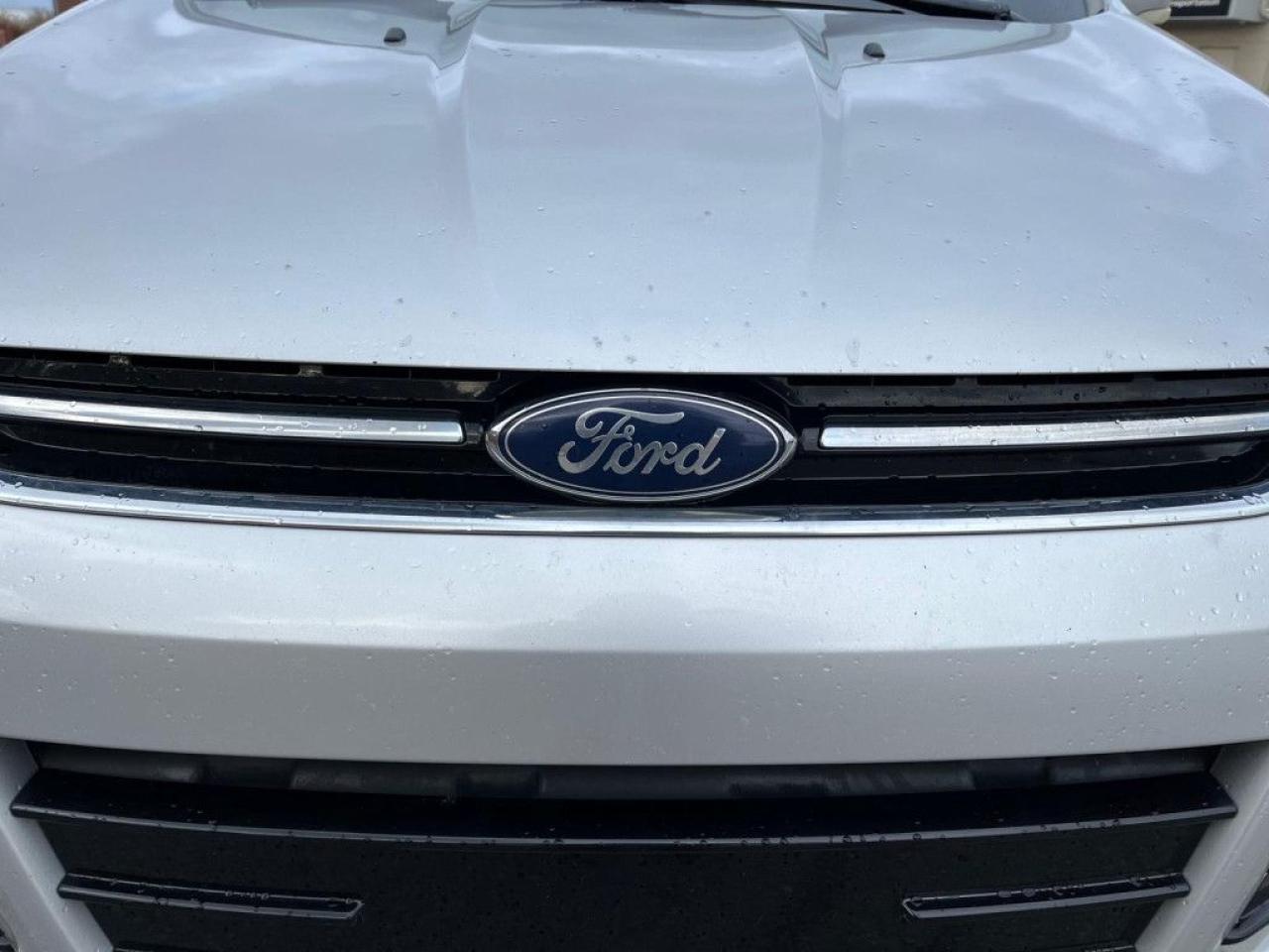 2015 Ford Escape TITANIUM | CLEAN CARPROOF | PANO ROOF | NAVI | MEMORY SEATS | PUSH START - Photo #13