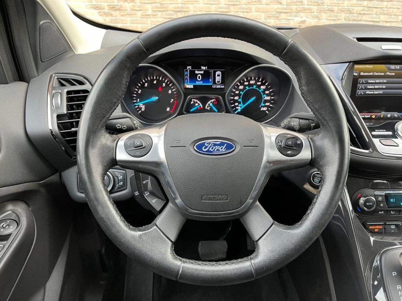 2015 Ford Escape TITANIUM | CLEAN CARPROOF | PANO ROOF | NAVI | MEMORY SEATS | PUSH START - Photo #15