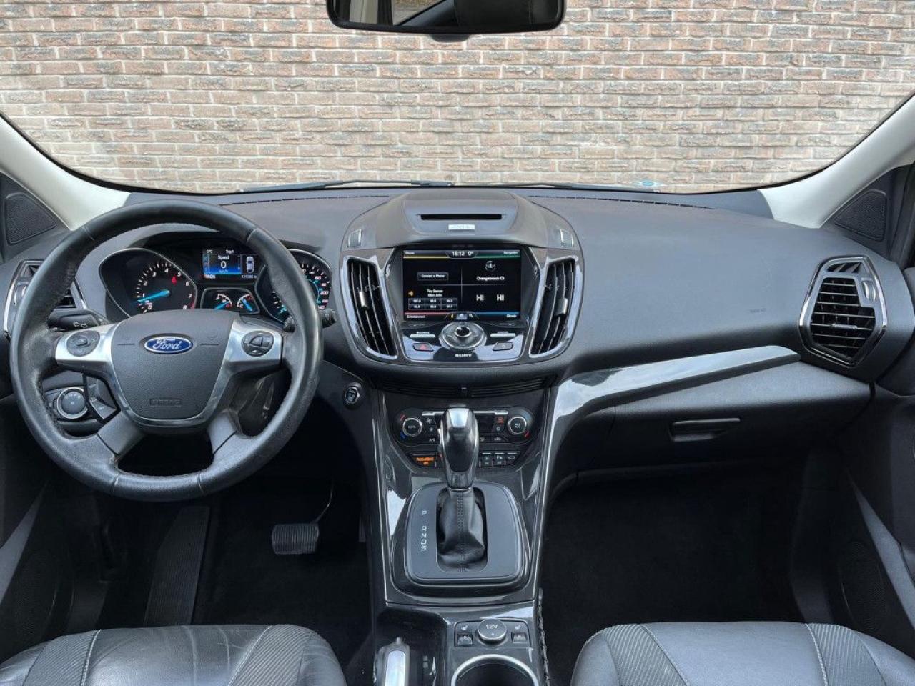 2015 Ford Escape TITANIUM | CLEAN CARPROOF | PANO ROOF | NAVI | MEMORY SEATS | PUSH START - Photo #19