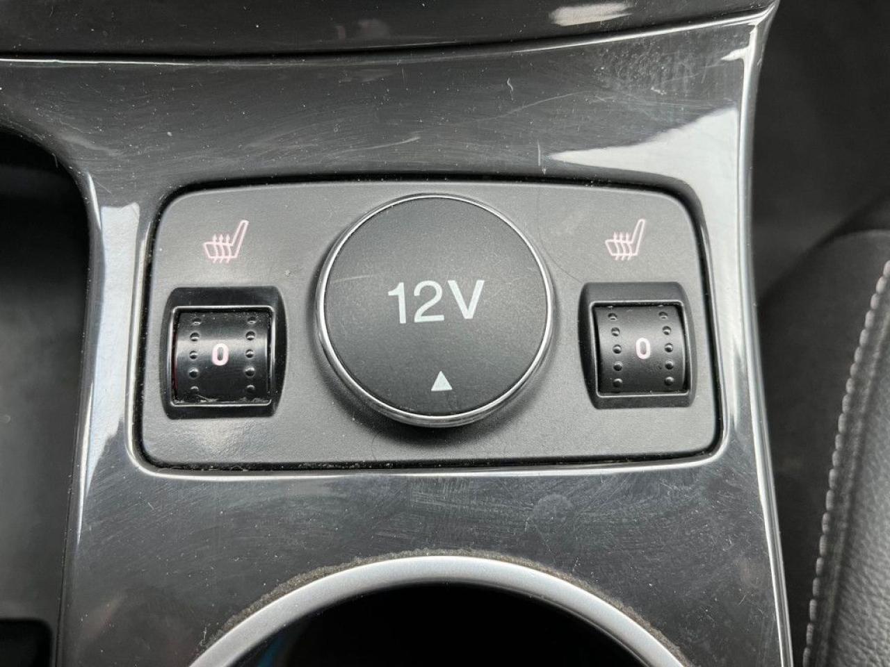 2015 Ford Escape TITANIUM | CLEAN CARPROOF | PANO ROOF | NAVI | MEMORY SEATS | PUSH START - Photo #26