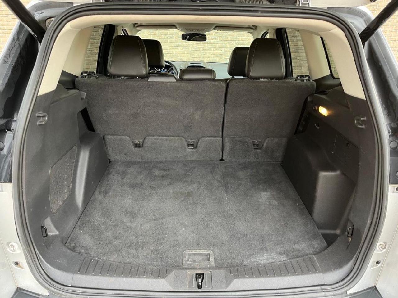 2015 Ford Escape TITANIUM | CLEAN CARPROOF | PANO ROOF | NAVI | MEMORY SEATS | PUSH START - Photo #29
