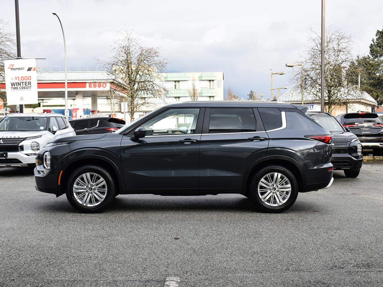 New 2024 Mitsubishi Outlander SE - Heated Seats, Sunroof, Power Liftgate for sale in Coquitlam, BC