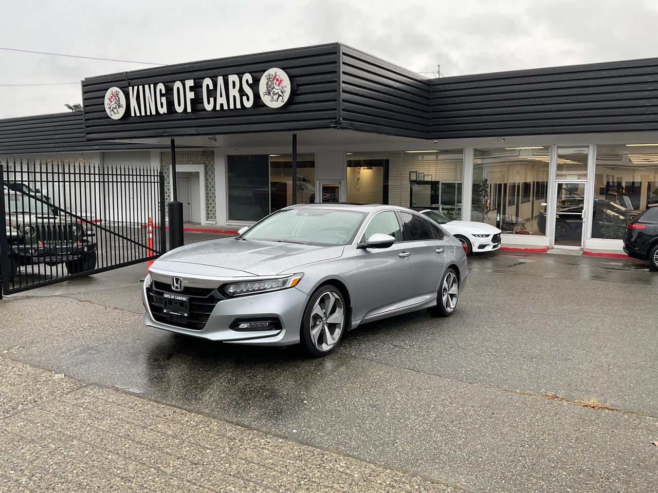 Used 2020 Honda Accord Touring for sale in Langley, BC