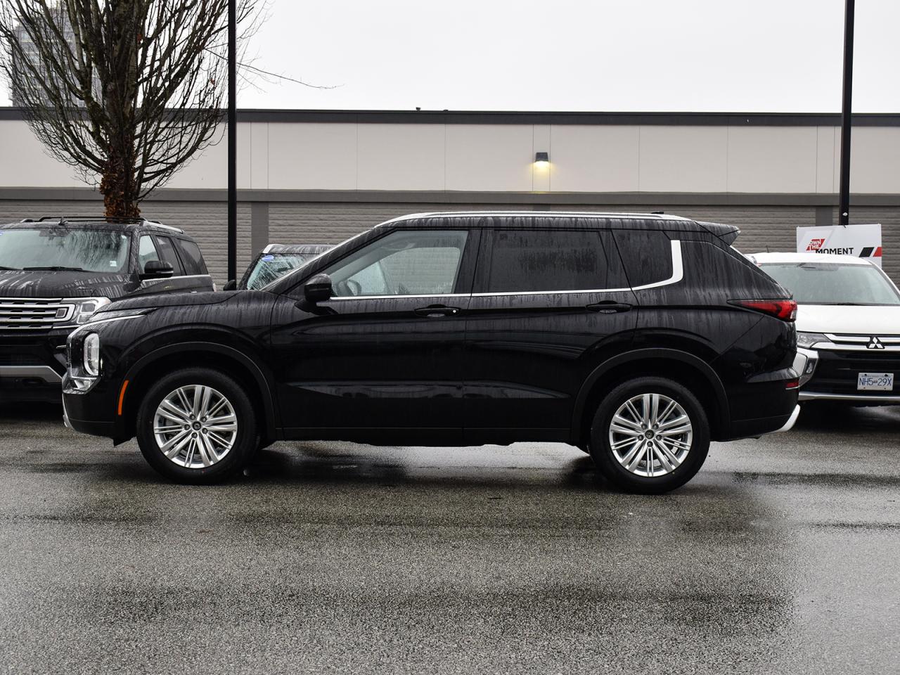 New 2024 Mitsubishi Outlander SE - Heated Seats, Sunroof, Power Liftgate for sale in Coquitlam, BC