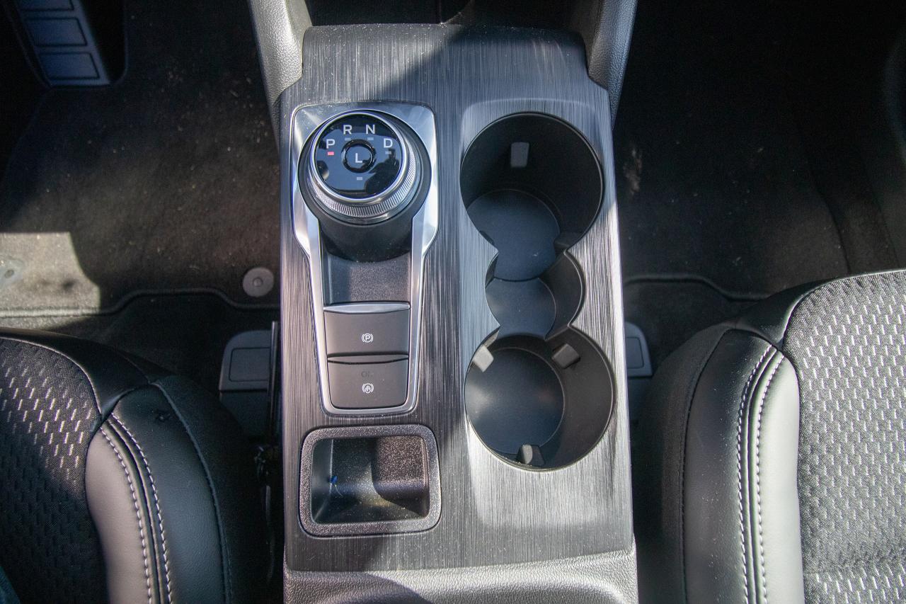 2025 Ford Escape PHEV FWD Photo5