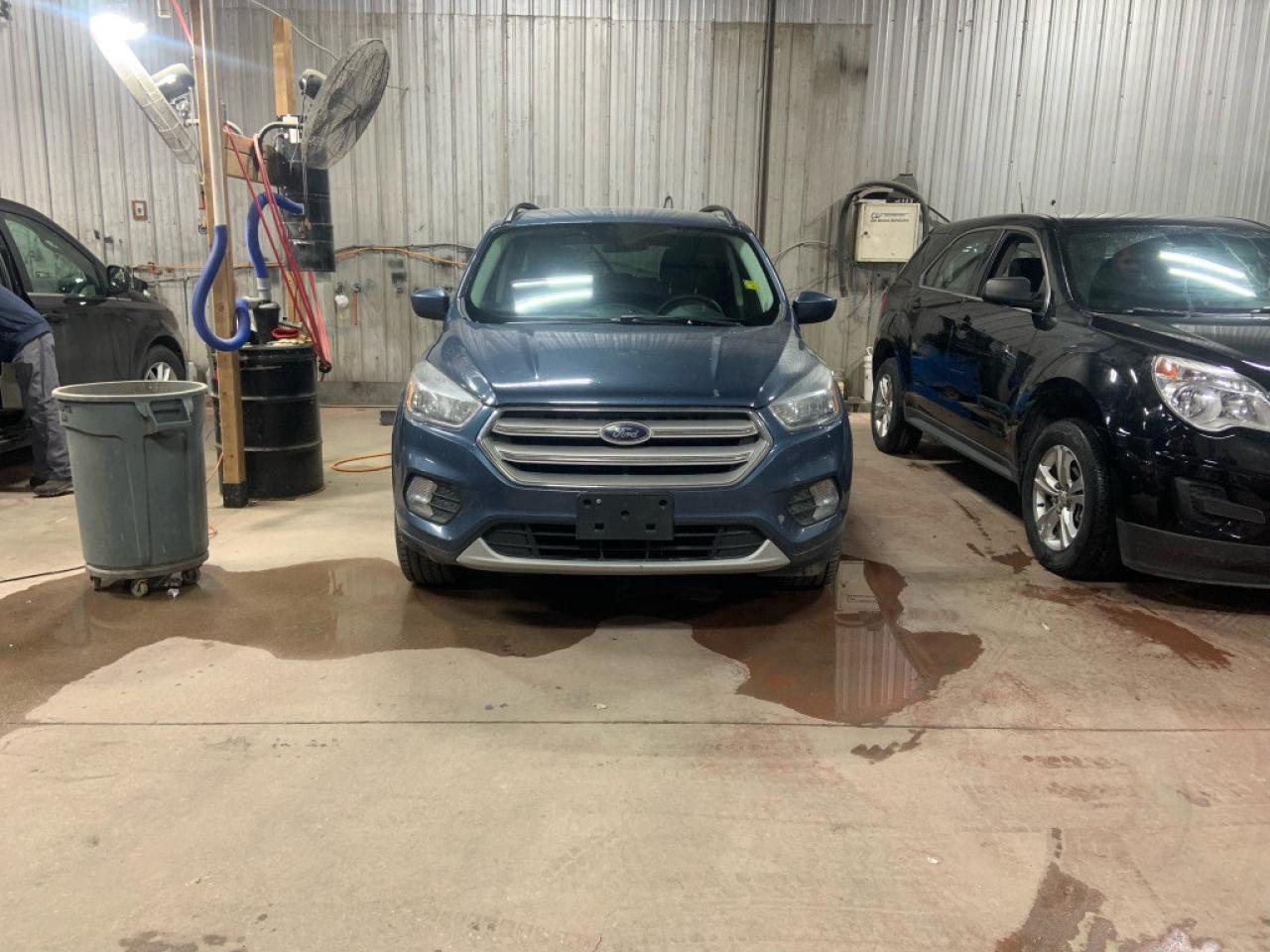 Used 2018 Ford Escape SE 4dr 4x4 Automatic for sale in Winnipeg, MB