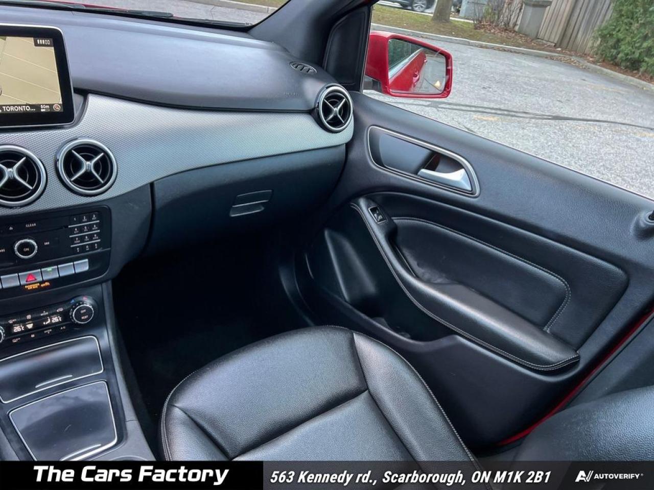 2015 Mercedes-Benz B-Class B250 Sports Tourer 4MATIC - Navigation / Camera! - Photo #25