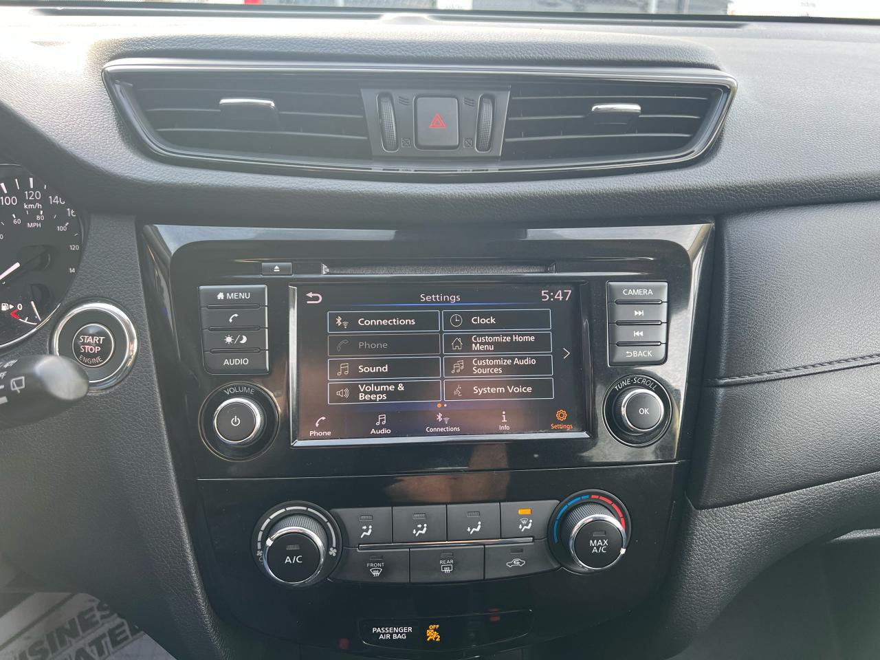 2019 Nissan Rogue SV AWD - Photo #16