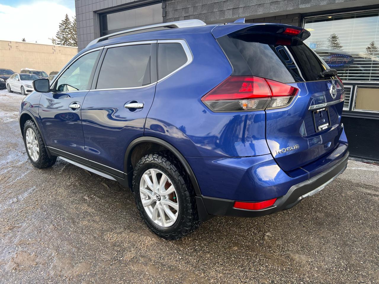 2019 Nissan Rogue SV AWD - Photo #5