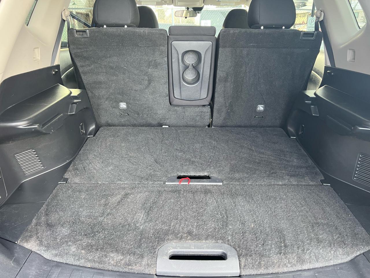 2019 Nissan Rogue SV AWD - Photo #22