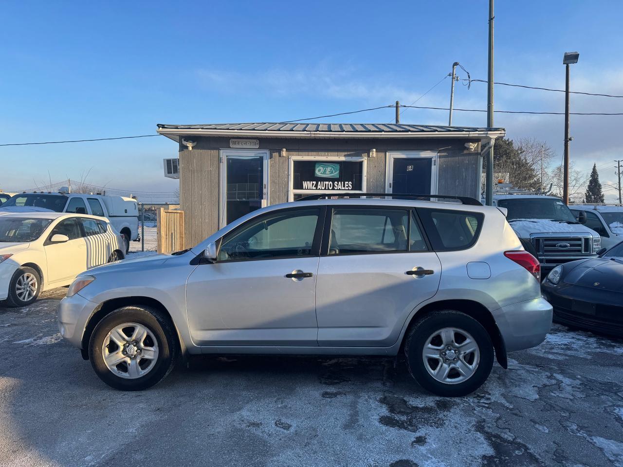 2006 Toyota RAV4  - Photo #5