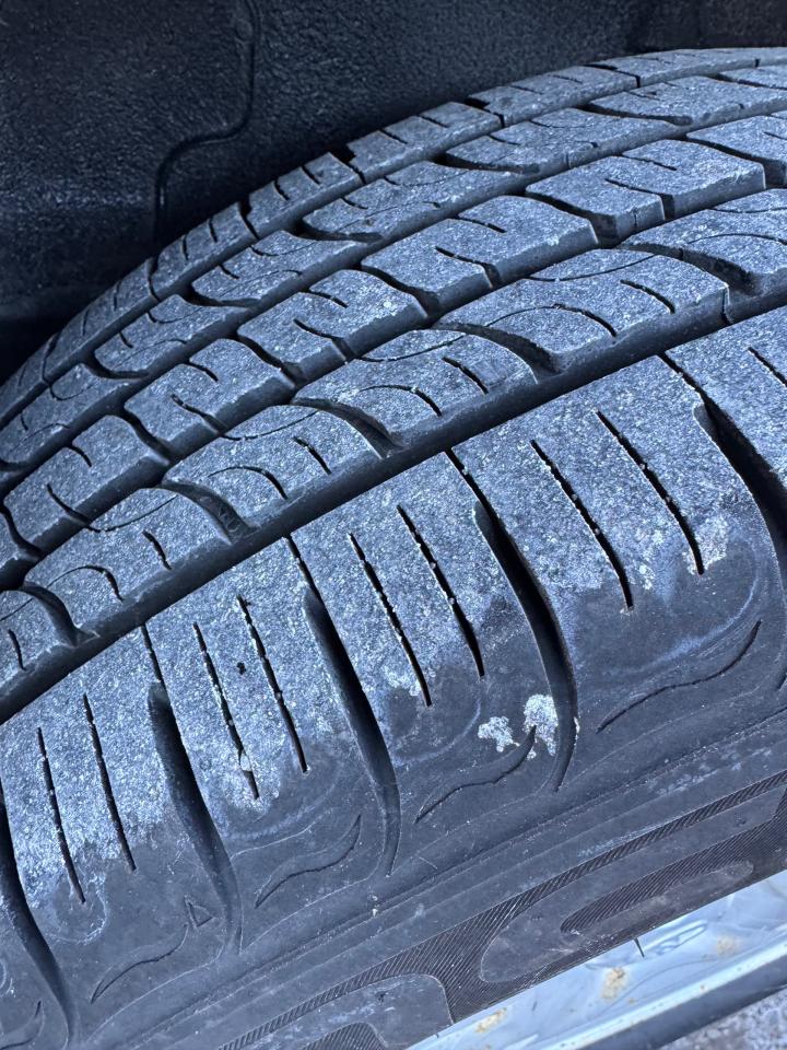 2006 Toyota RAV4  - Photo #23