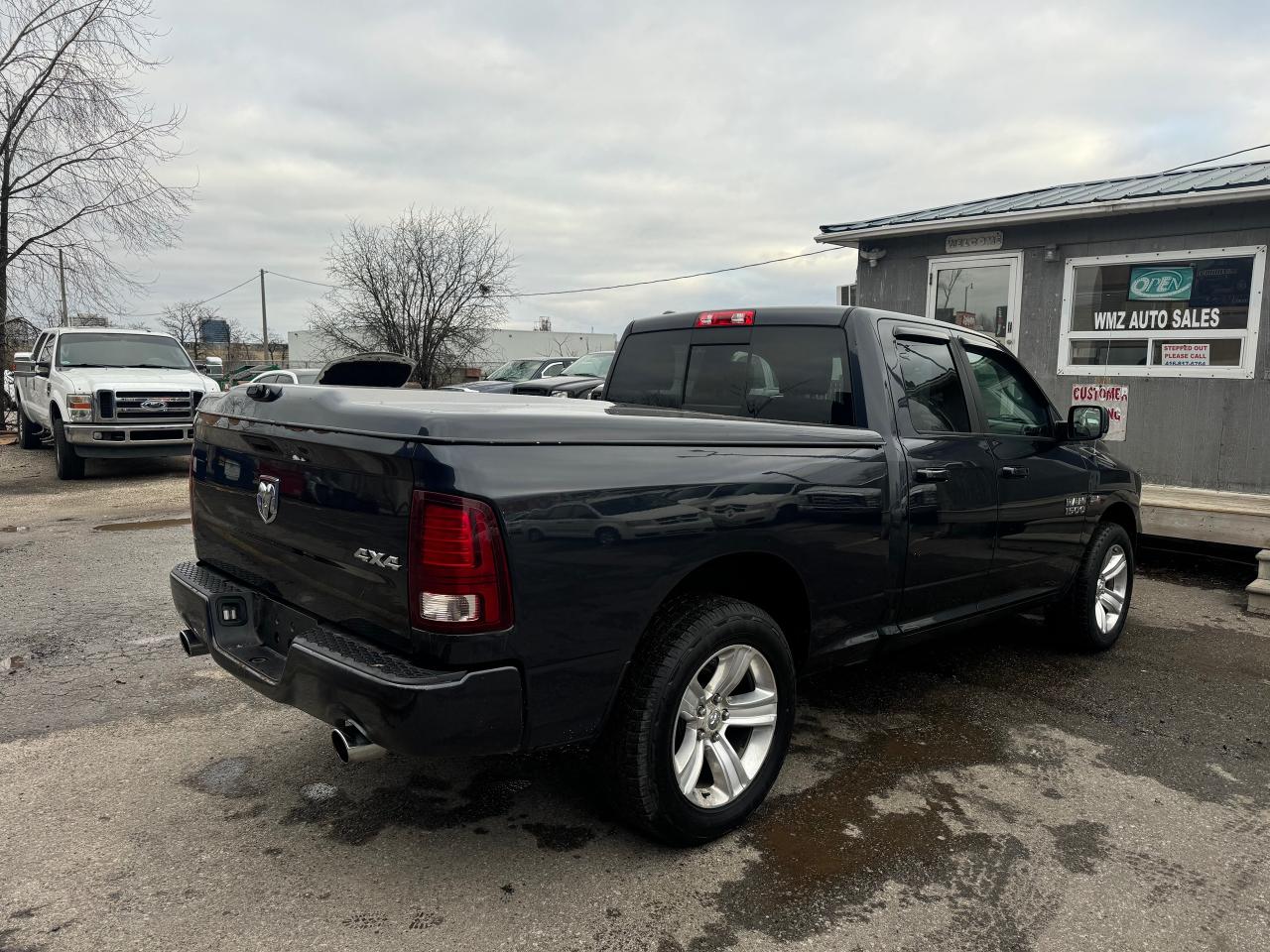 2016 RAM 1500 SPORT - Photo #10