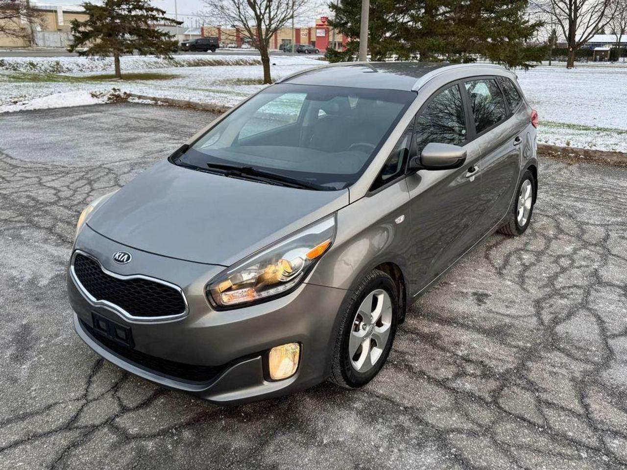 2016 Kia Rondo 3rd Row - Certified - Photo #1