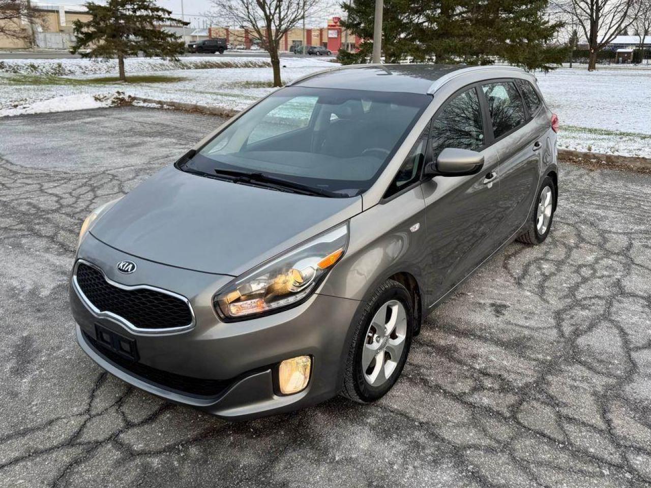 Used 2016 Kia Rondo 3rd Row - Certified for sale in Gloucester, ON