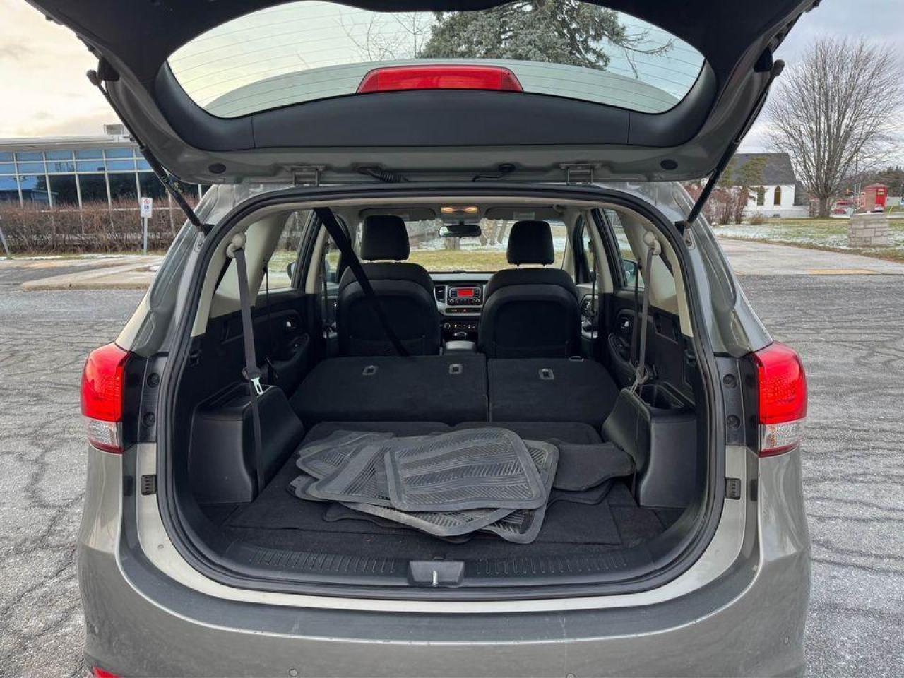 2016 Kia Rondo 3rd Row - Certified - Photo #7