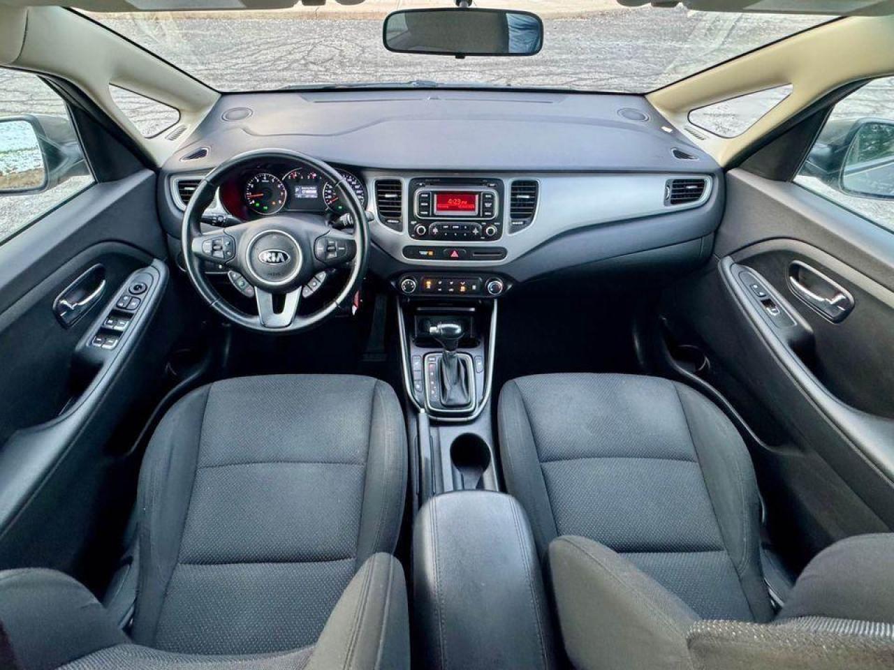 2016 Kia Rondo 3rd Row - Certified - Photo #11