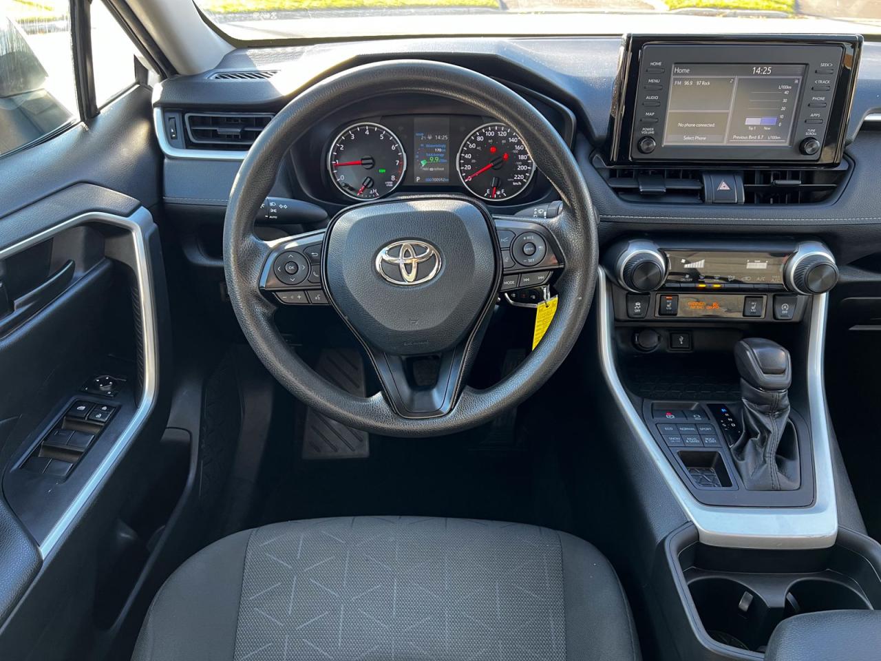 2021 Toyota RAV4 LE AWD - Photo #16