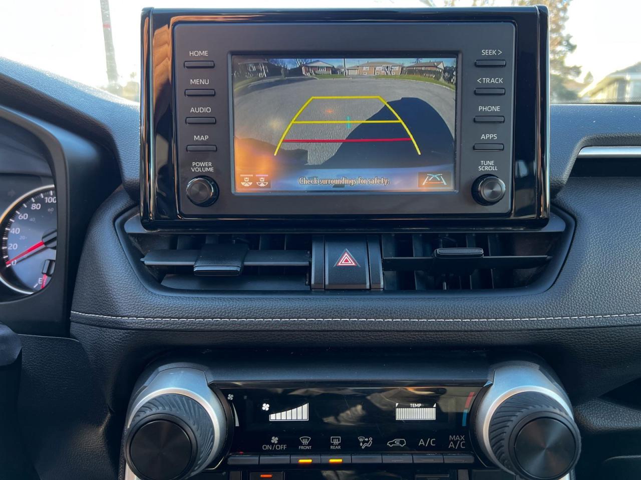 2021 Toyota RAV4 LE AWD - Photo #28