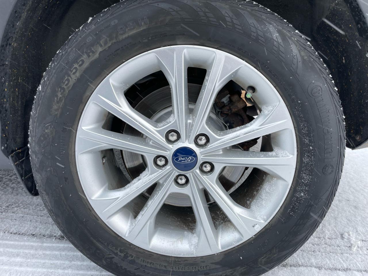 2018 Ford Escape SEL - Photo #15