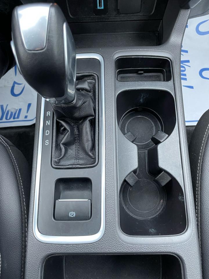 2018 Ford Escape SEL - Photo #11