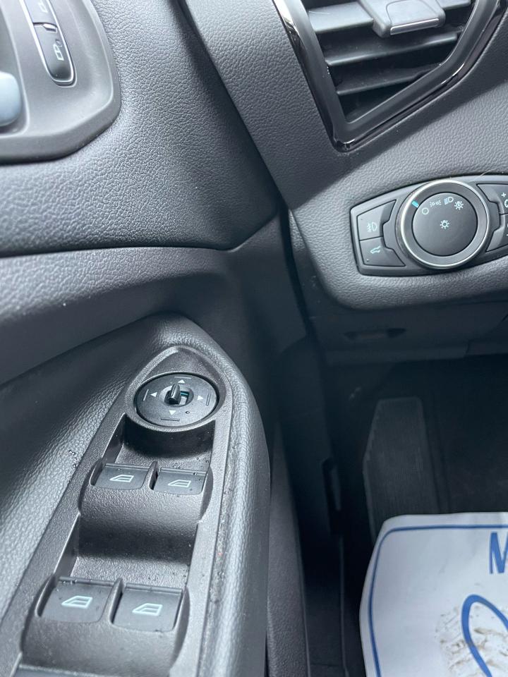 2018 Ford Escape SEL - Photo #8