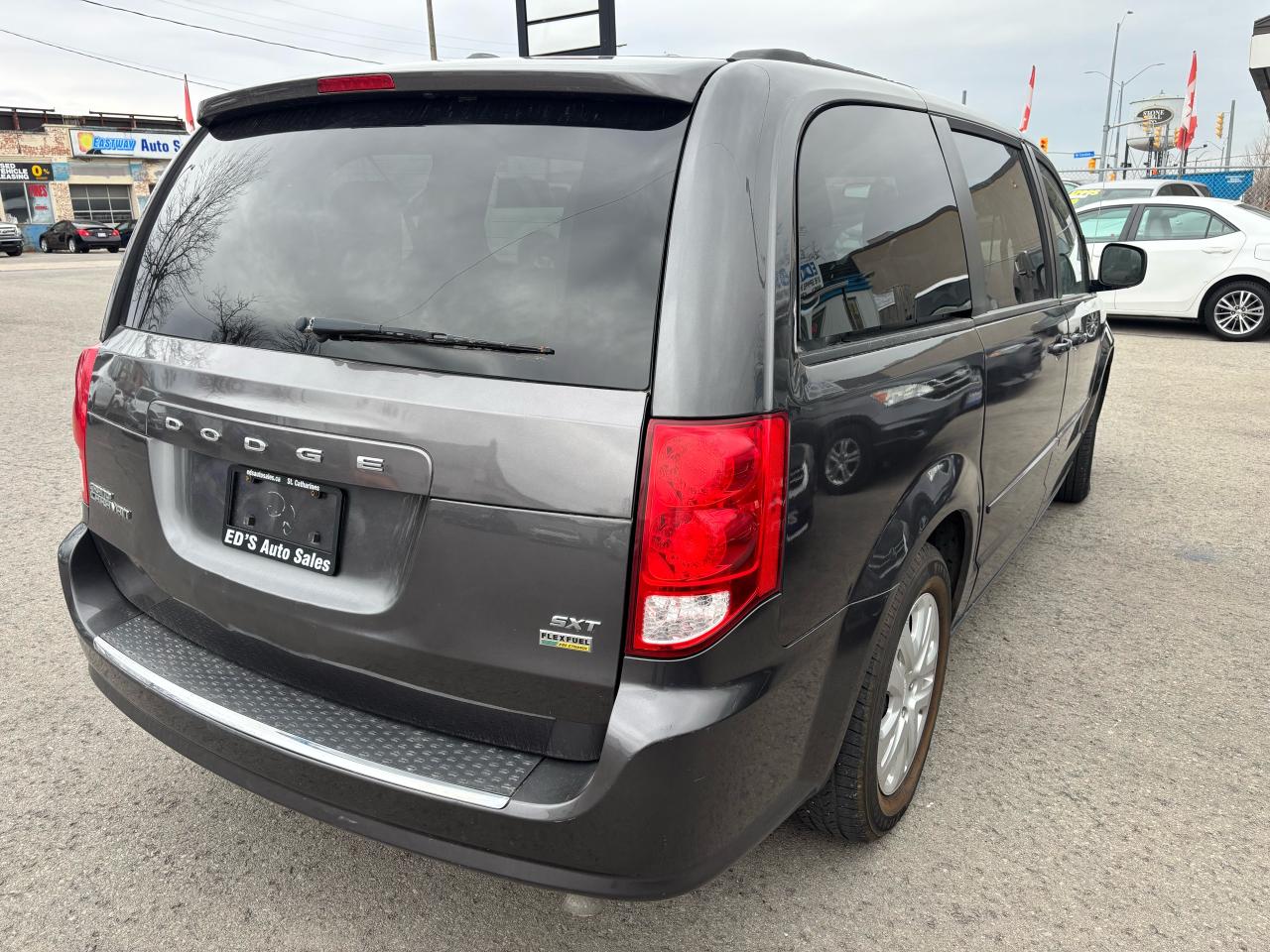 2017 Dodge Grand Caravan SXT, Rear Heat/Air, Bluetooth, FULL STO-N-GO - Photo #6