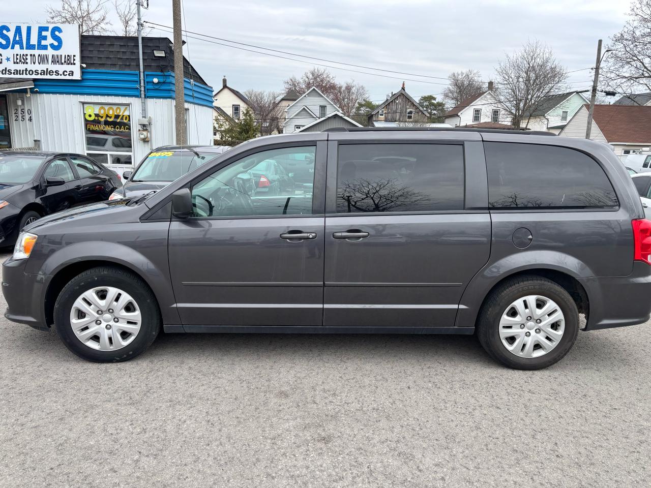 2017 Dodge Grand Caravan SXT, Rear Heat/Air, Bluetooth, FULL STO-N-GO - Photo #3