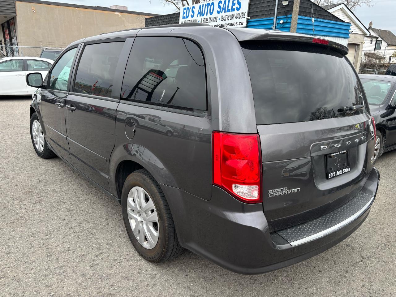 2017 Dodge Grand Caravan SXT, Rear Heat/Air, Bluetooth, FULL STO-N-GO - Photo #4