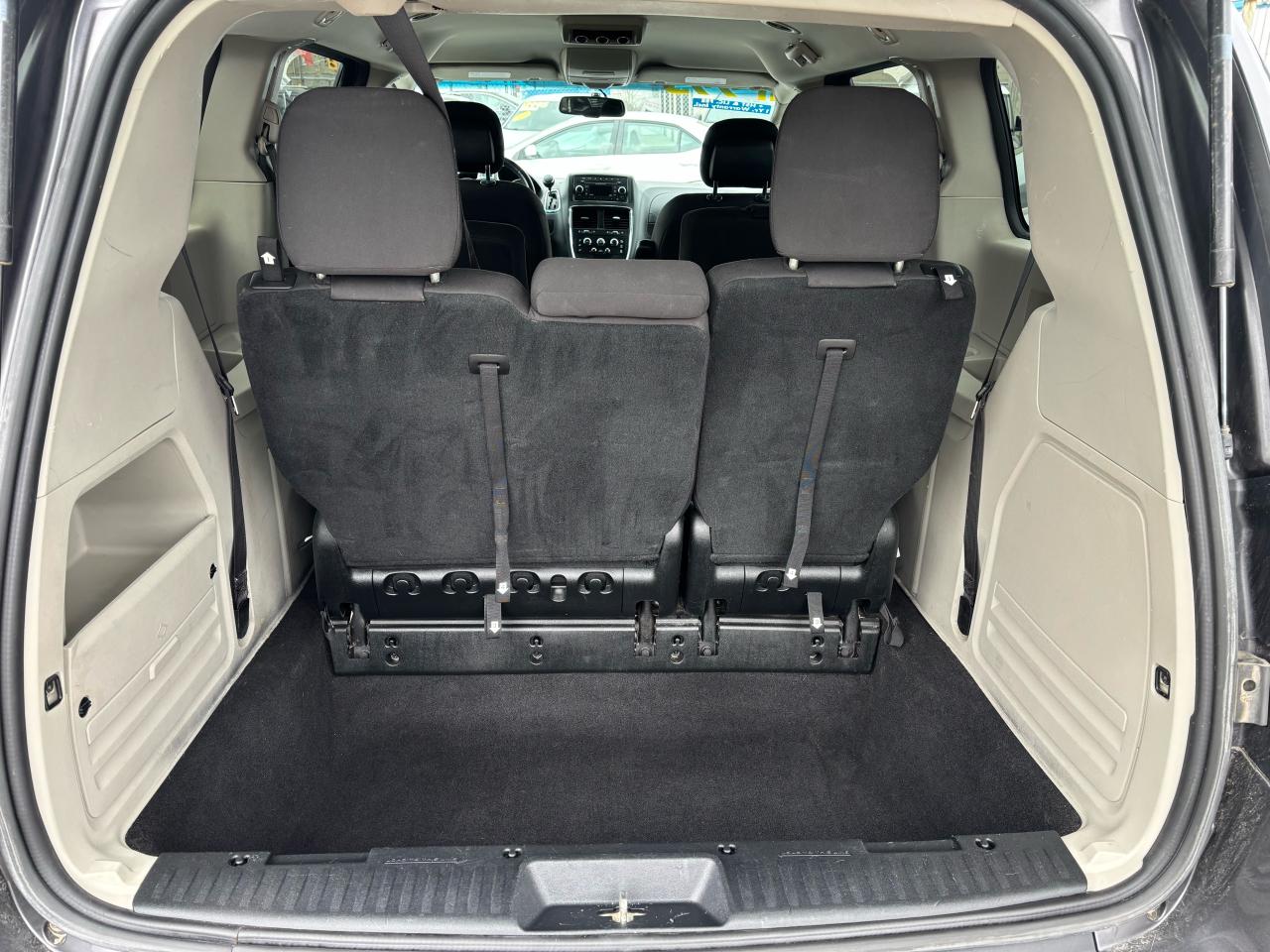 2017 Dodge Grand Caravan SXT, Rear Heat/Air, Bluetooth, FULL STO-N-GO - Photo #8
