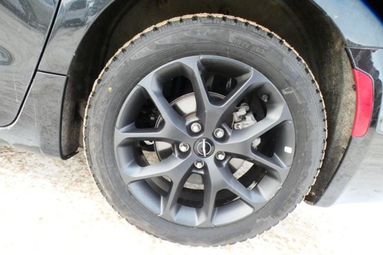 2022 Chrysler Pacifica S Touring L FWD w/Htd Leather, BUC - Photo #16