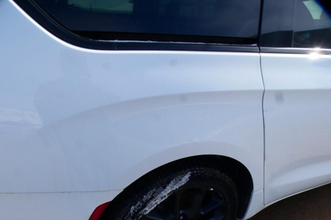 2022 Chrysler Pacifica S Touring L FWD w/Htd Leather, BUC - Photo #28