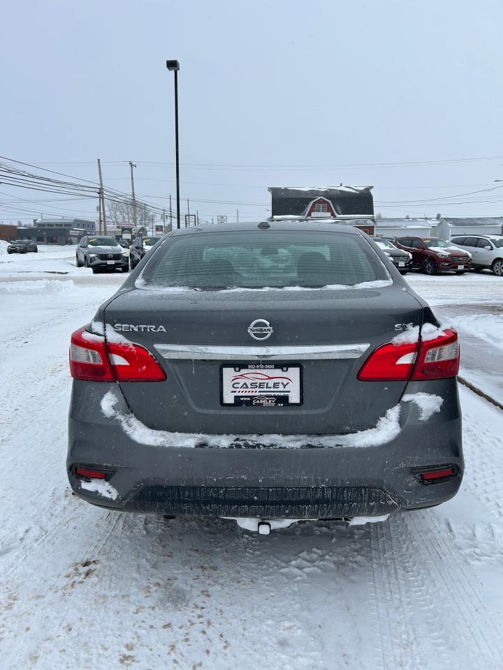 2018 Nissan Sentra SV - Photo #5