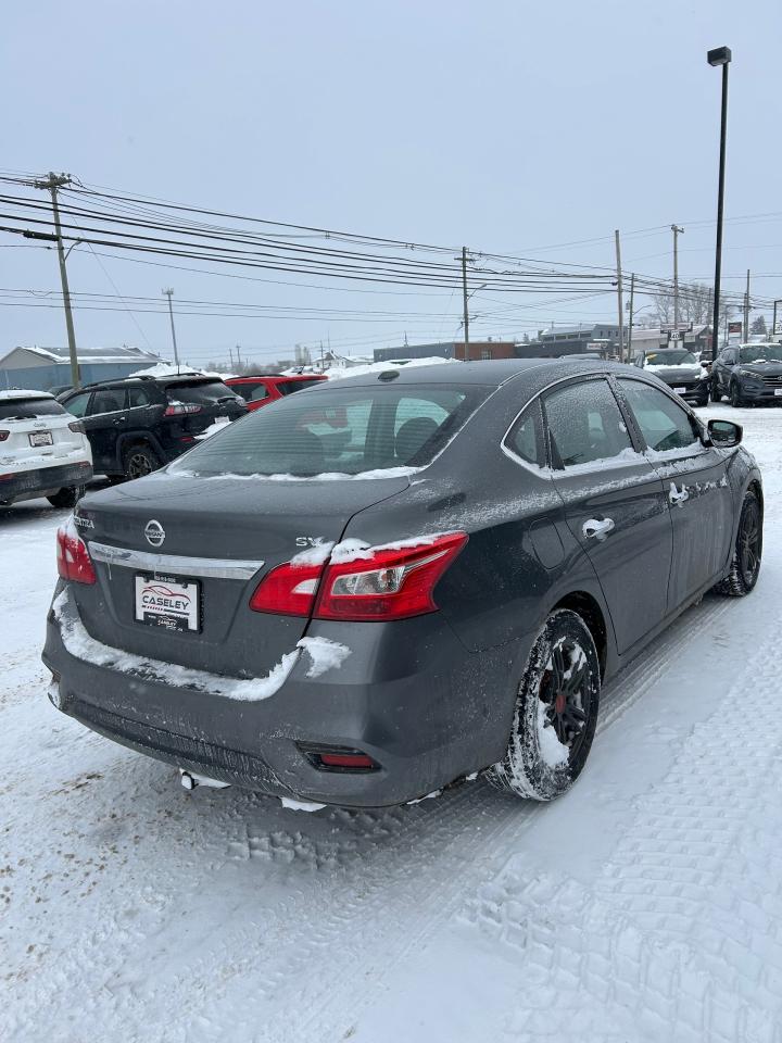 2018 Nissan Sentra SV - Photo #4