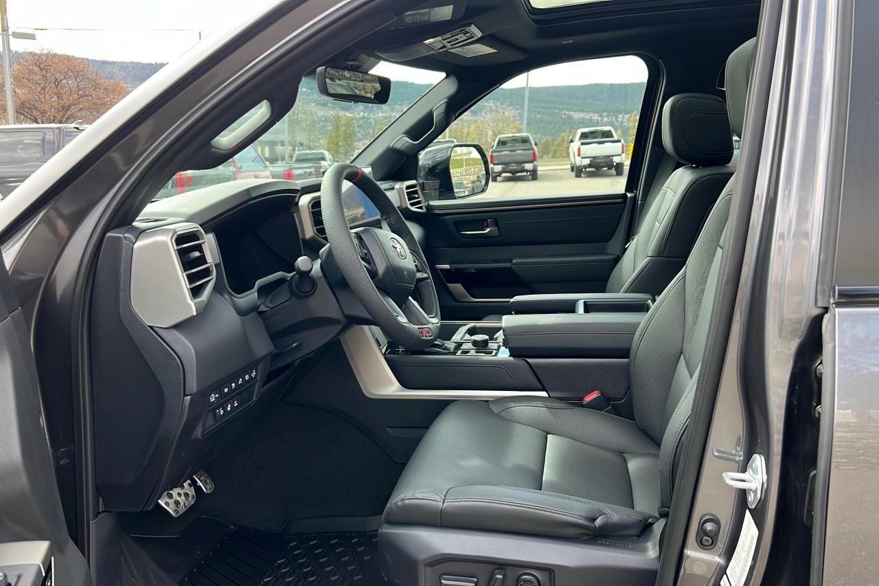2025 Toyota Tundra Hybrid Crewmax Limited TRD OFF ROAD Photo