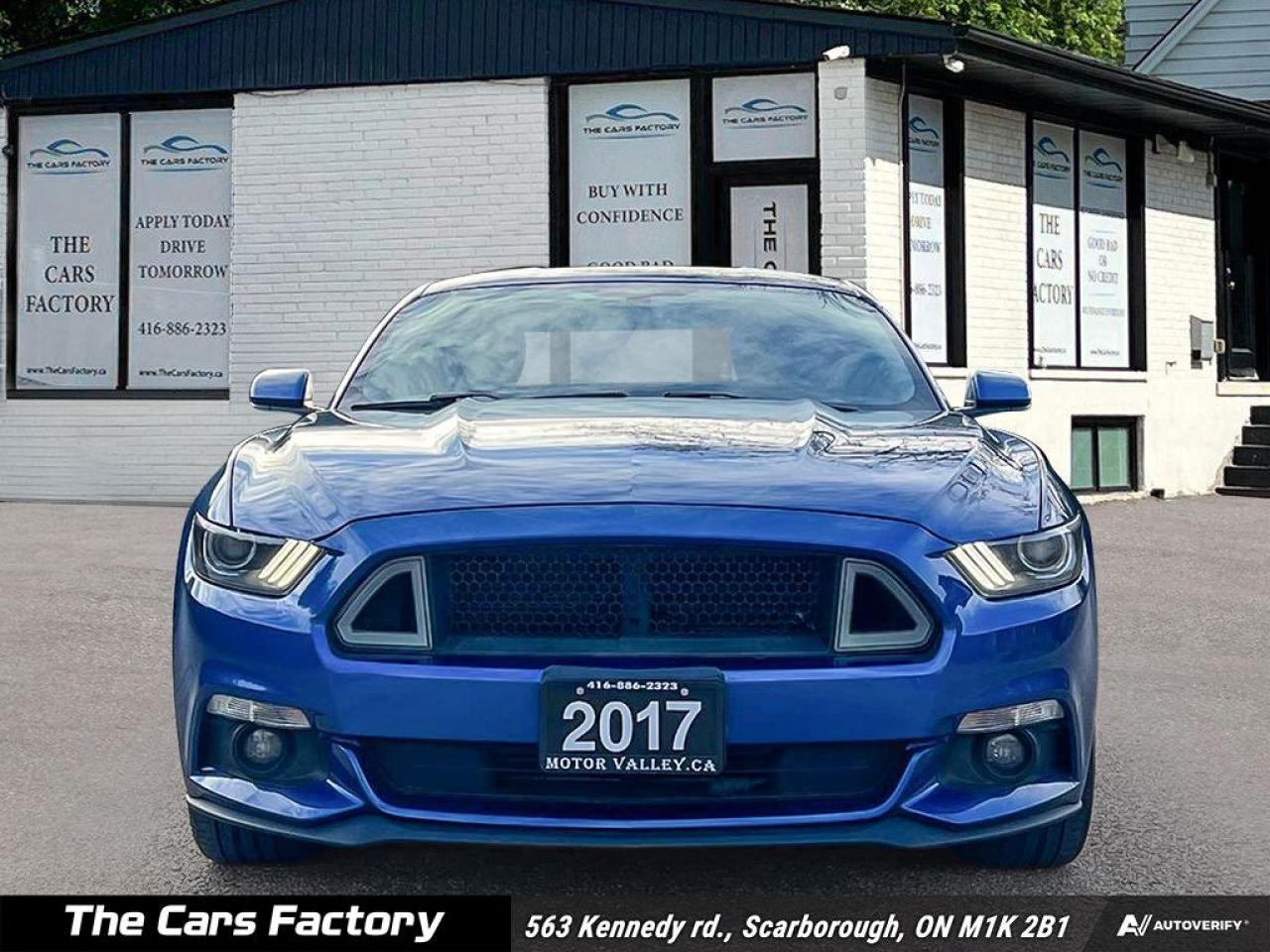 2017 Ford Mustang EcoBoost Fastback 6MT Very Clean! - Photo #2