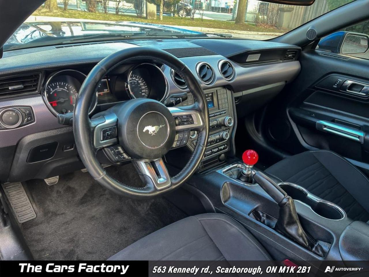 2017 Ford Mustang EcoBoost Fastback 6MT Very Clean! - Photo #13