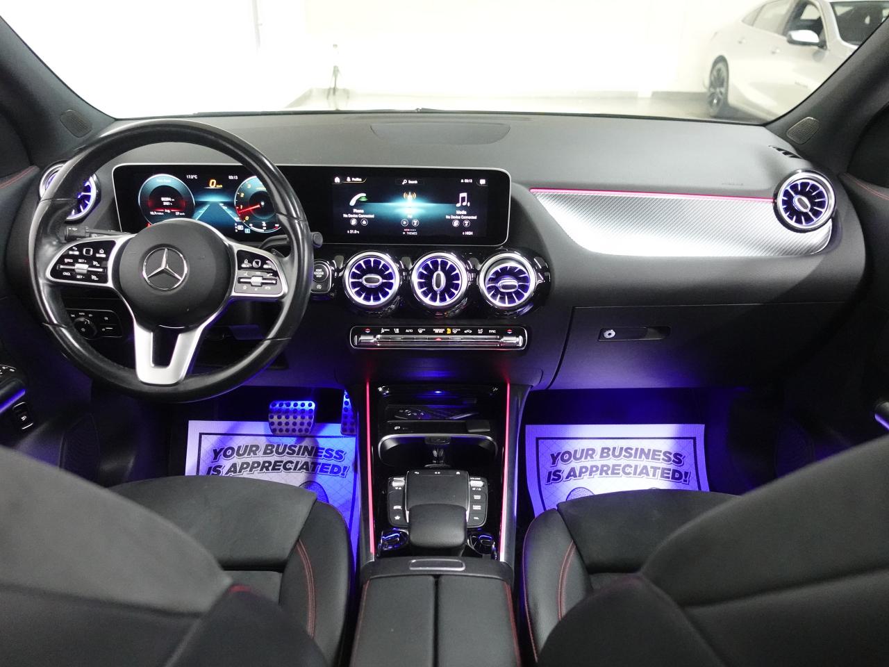 2021 Mercedes-Benz GLA 4MATIC | AMG Pkg | Leather | Pano roof | CarPlay