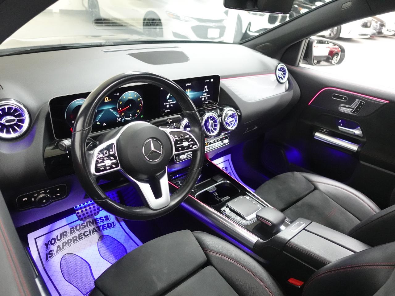 2021 Mercedes-Benz GLA 4MATIC | AMG Pkg | Leather | Pano roof | CarPlay