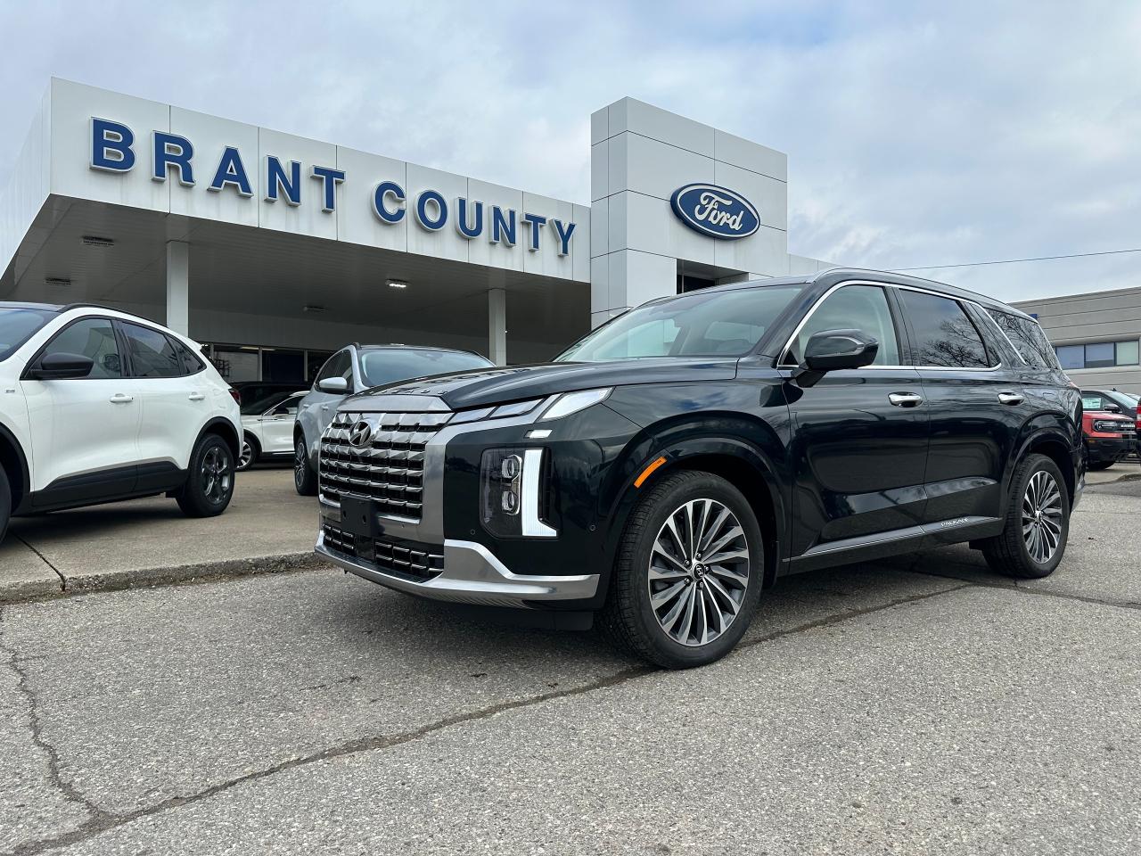 Used 2025 Hyundai PALISADE ULTIMATE CALLIGRAPHY ONLY 998 KMS for sale in Brantford, ON