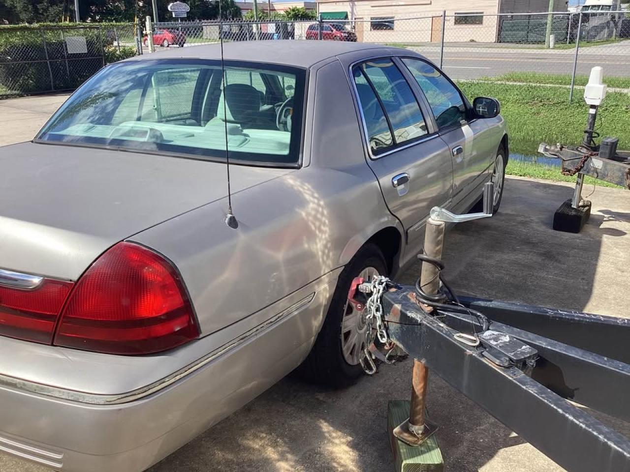 2005 Mercury Grand Marquis Rust Free Florida Car - 4dr Sdn GS Photo2