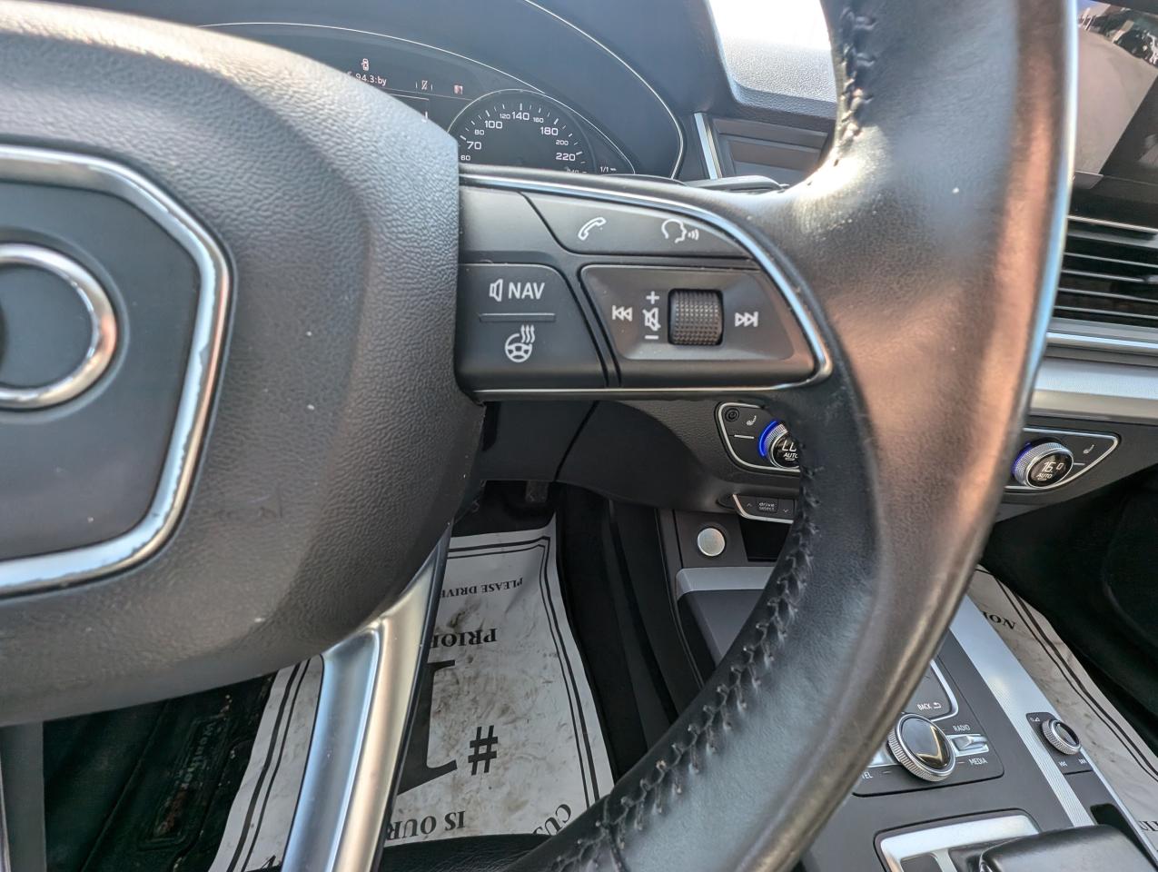 2019 Audi Q5 Progressive | No Accidents | CarPlay| Htd Steering - Photo #11