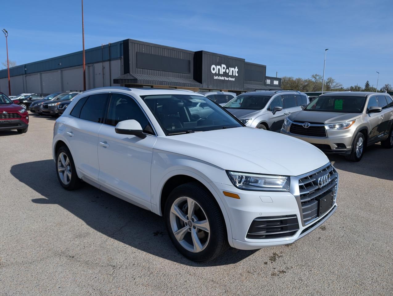 2019 Audi Q5 Progressive | No Accidents | CarPlay| Htd Steering - Photo #2