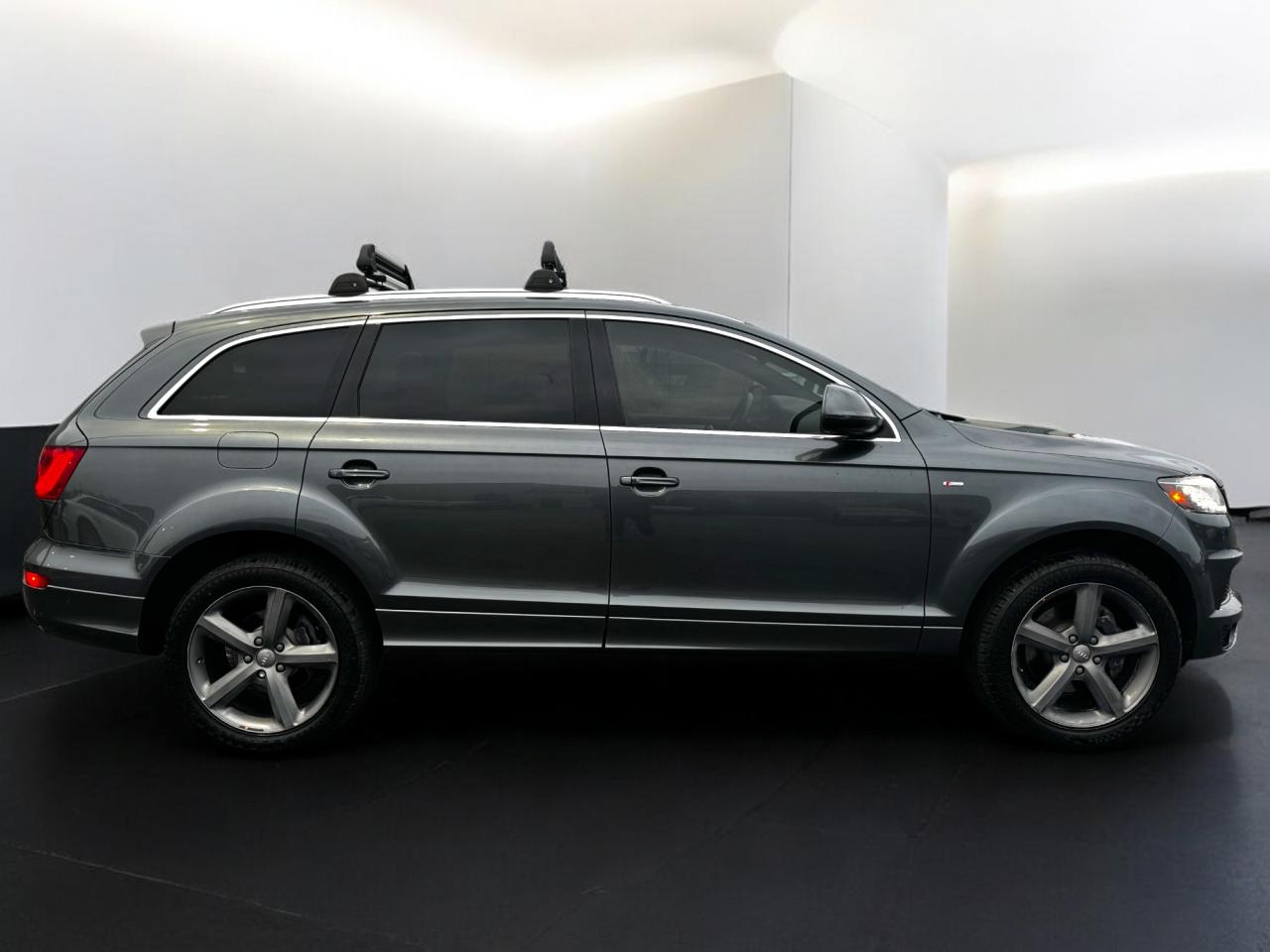 2015 Audi Q7 Prestige **7 SEATER**CLEAN CARFAX** - Photo #4