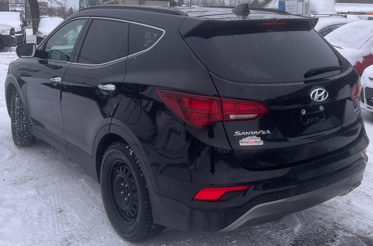 2018 Hyundai Santa Fe Sport 2.4L AWD - Photo #3