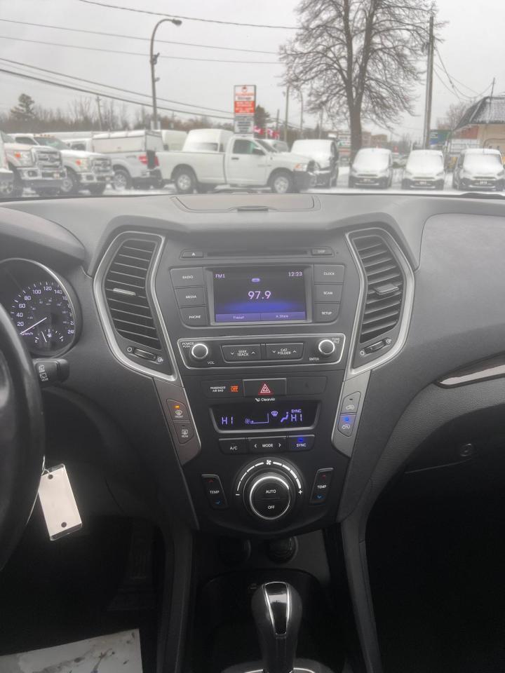 2018 Hyundai Santa Fe Sport 2.4L AWD - Photo #11