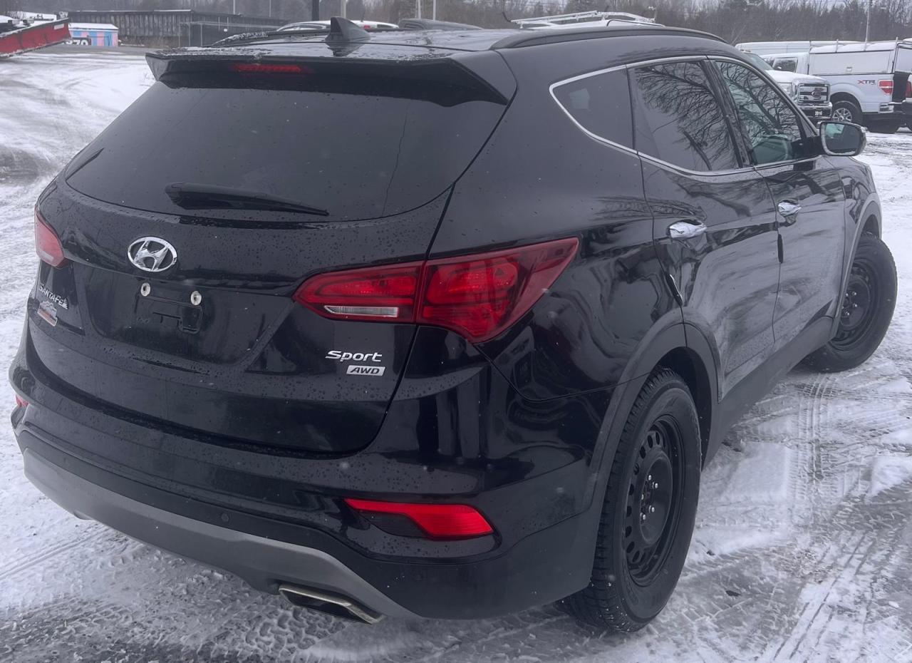 2018 Hyundai Santa Fe Sport 2.4L AWD - Photo #5