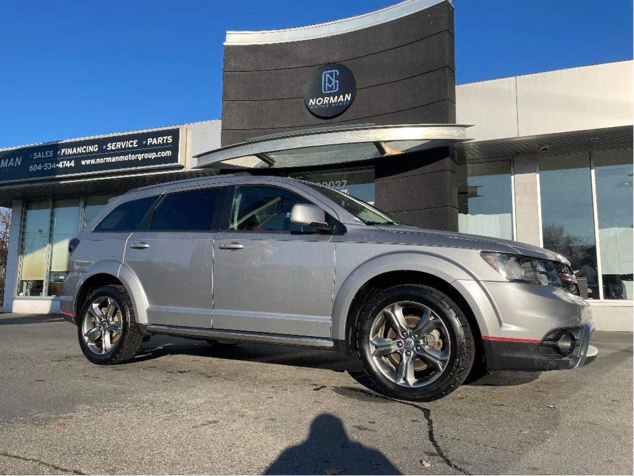 Used 2018 Dodge Journey Crossroad AWD 3.6L PWR HEATED LEATHER DVD SUNROOF for sale in Langley, BC