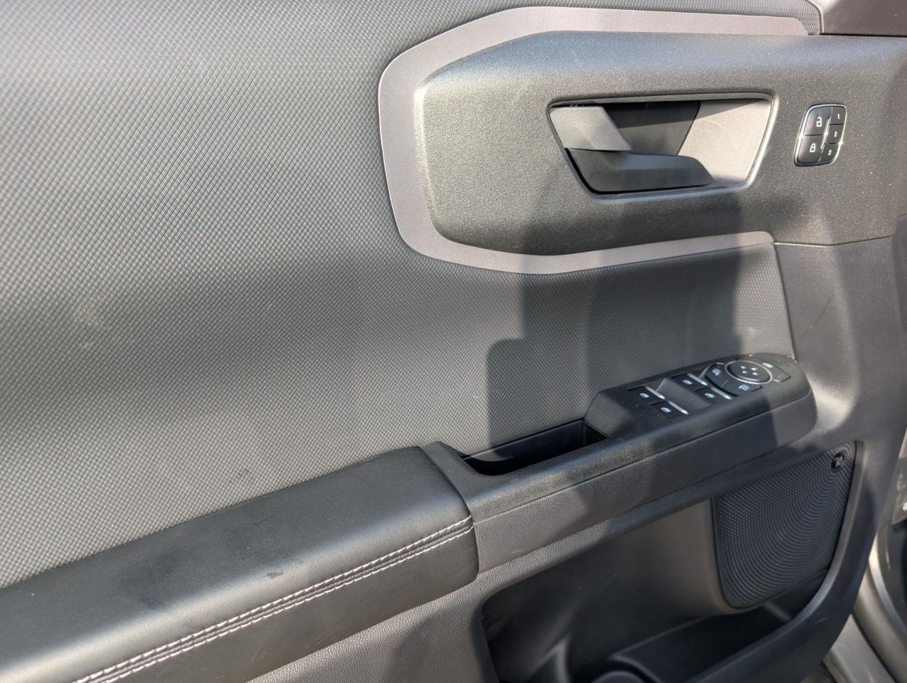 2025 Ford Bronco Sport Outer Banks Photo5