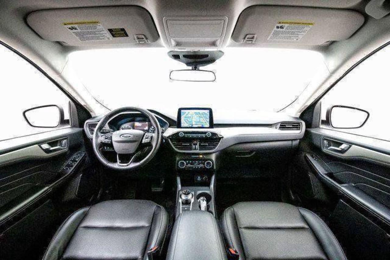 2021 Ford Escape SEL 4WD Photo5